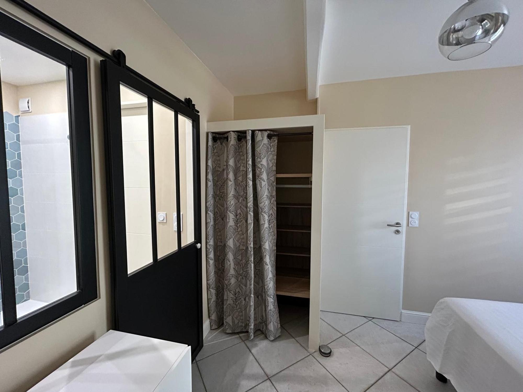T2 Renove Proche Des Arenes Apartment Сент Екстериор снимка